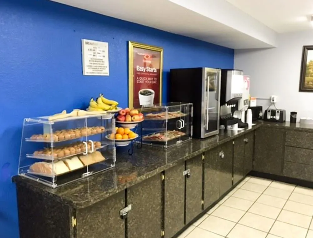 Hotel Econo Lodge Inn&Suites I-64&US 13 Virginia Beach