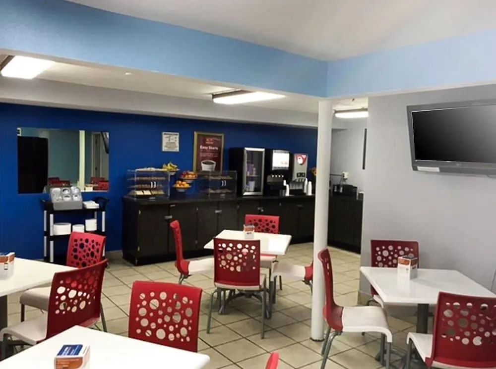 Econo Lodge Inn & Suites I-64 & Us 13 Virginia Beach Hotel