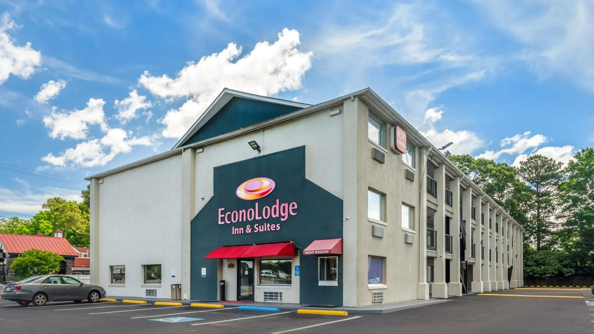 Econo Lodge Inn & Suites I-64 & Us 13 Virginia Beach